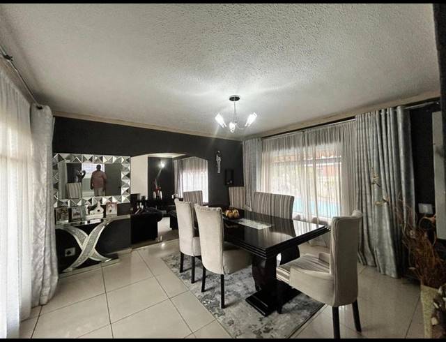 4 BEDROOM HOUSE FOR SALE IN FERRYVALE